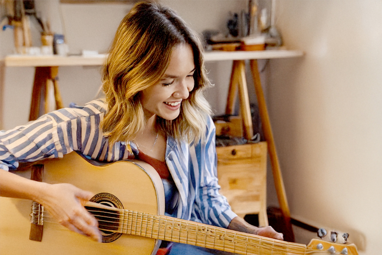 From Living Room to Global Stage: A DIY Musician’s Guide to Promoting New Music